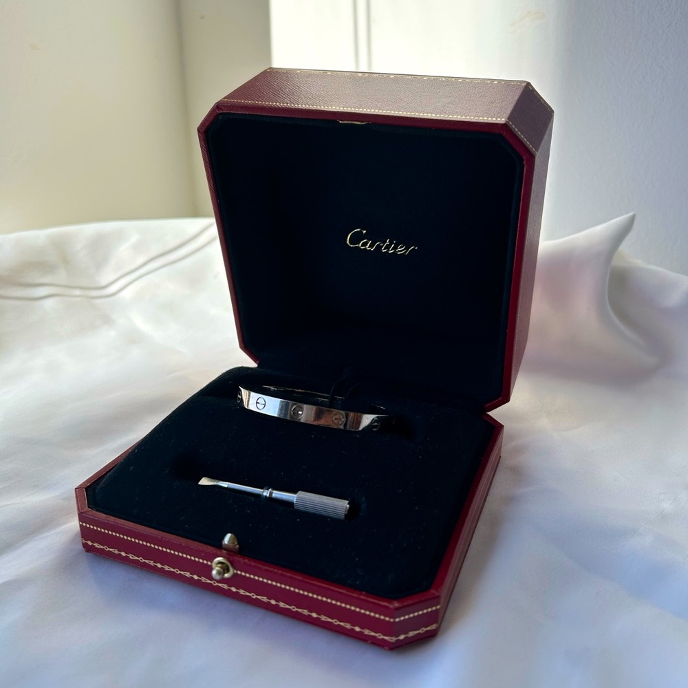 1000% Authentic White Gold Classic Model Cartier Love Bracelet (size 16)